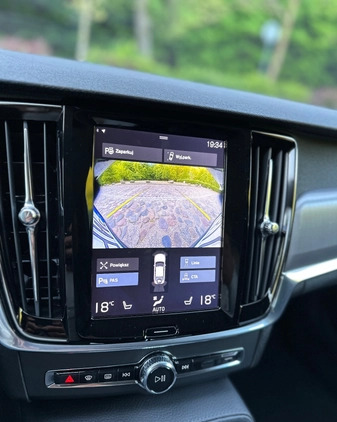 Volvo S90 cena 87499 przebieg: 218000, rok produkcji 2017 z Ćmielów małe 352